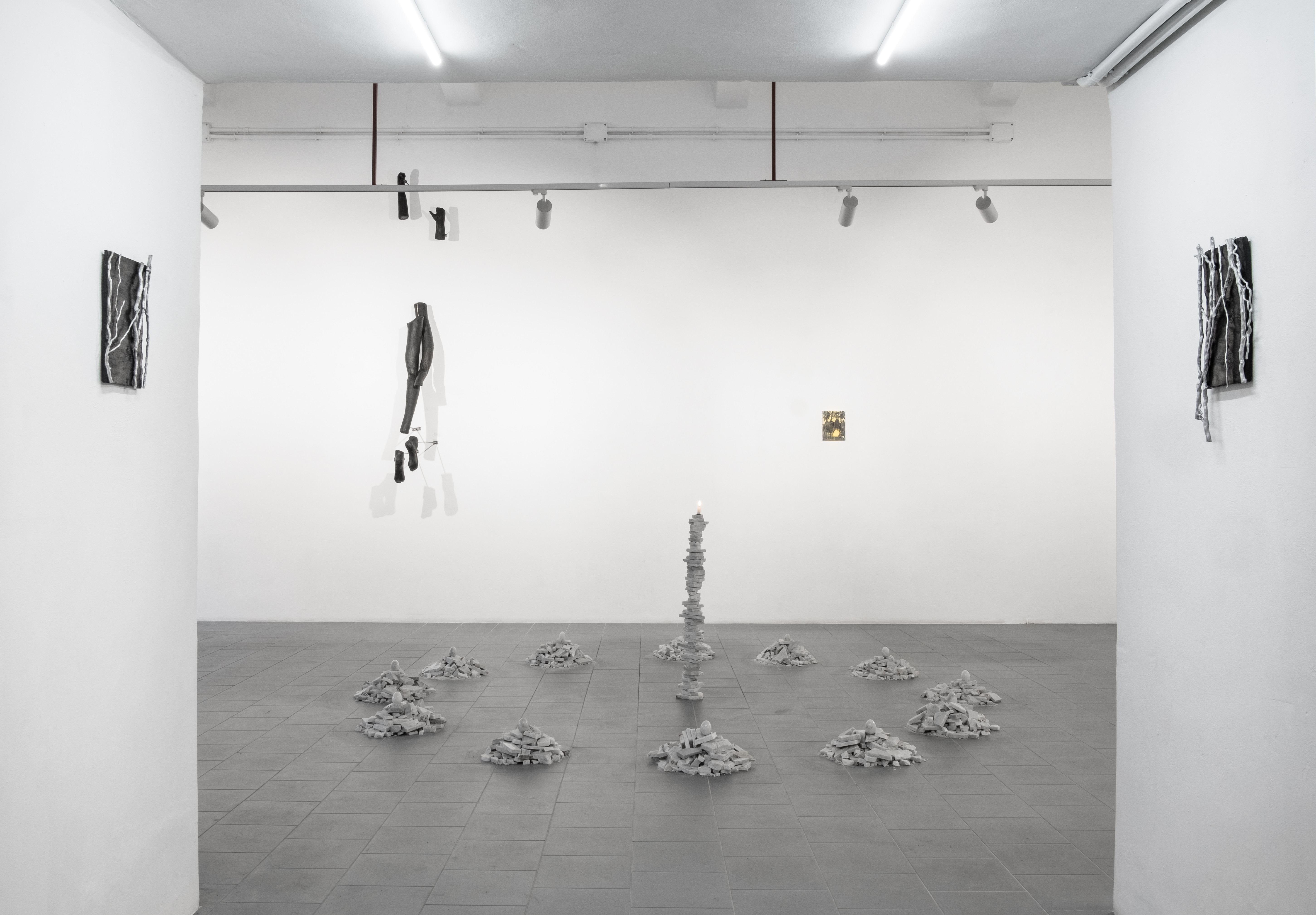 Nicola Ghirardelli, L’erba della polvere, Installation view at Ma Project, Perugia, 2023 Installation view of last exhibition at the gallery